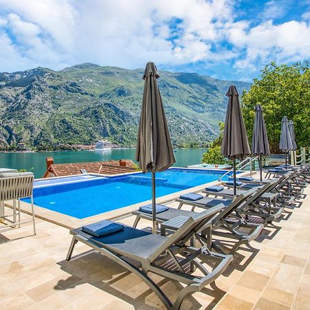 Dekaderon Lux Apartments Kotor Exteriör bild
