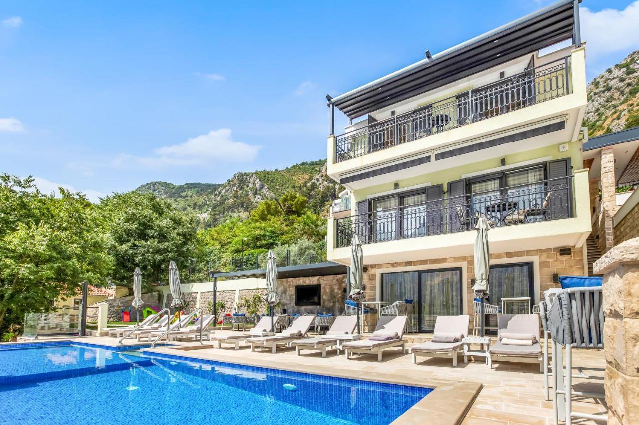 Dekaderon Lux Apartments Kotor Exteriör bild