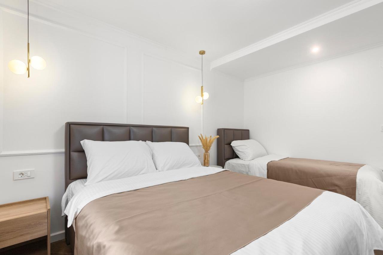 Dekaderon Lux Apartments Kotor Exteriör bild