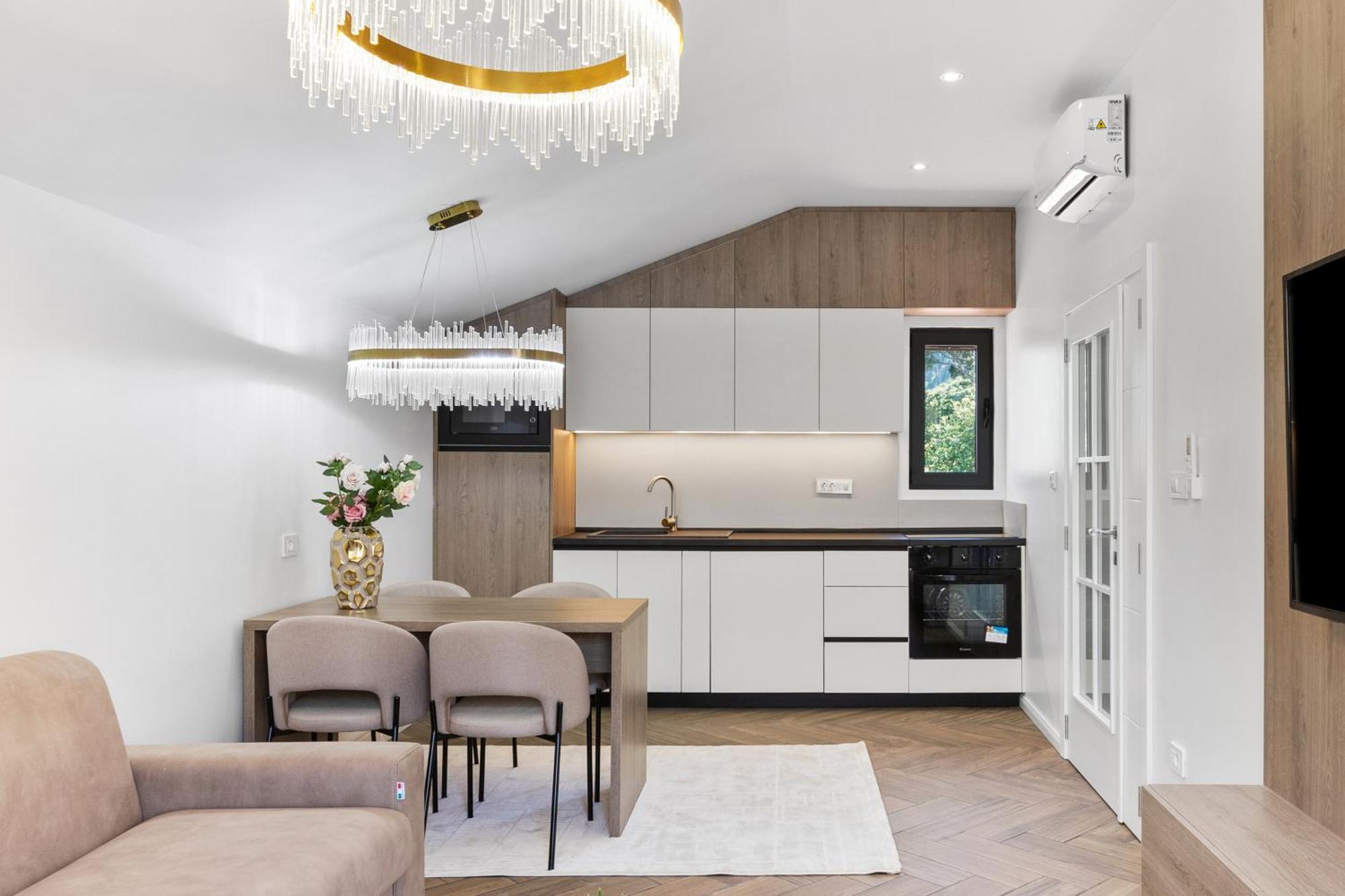 Dekaderon Lux Apartments Kotor Exteriör bild