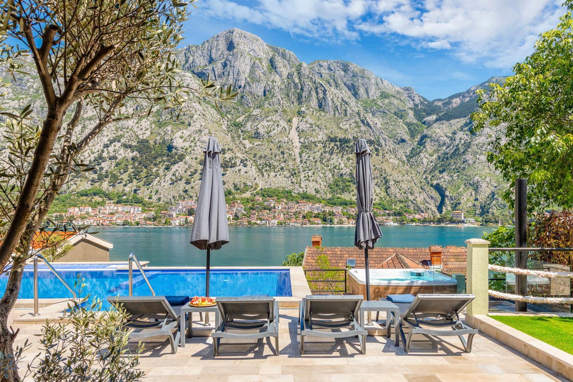 Dekaderon Lux Apartments Kotor Exteriör bild