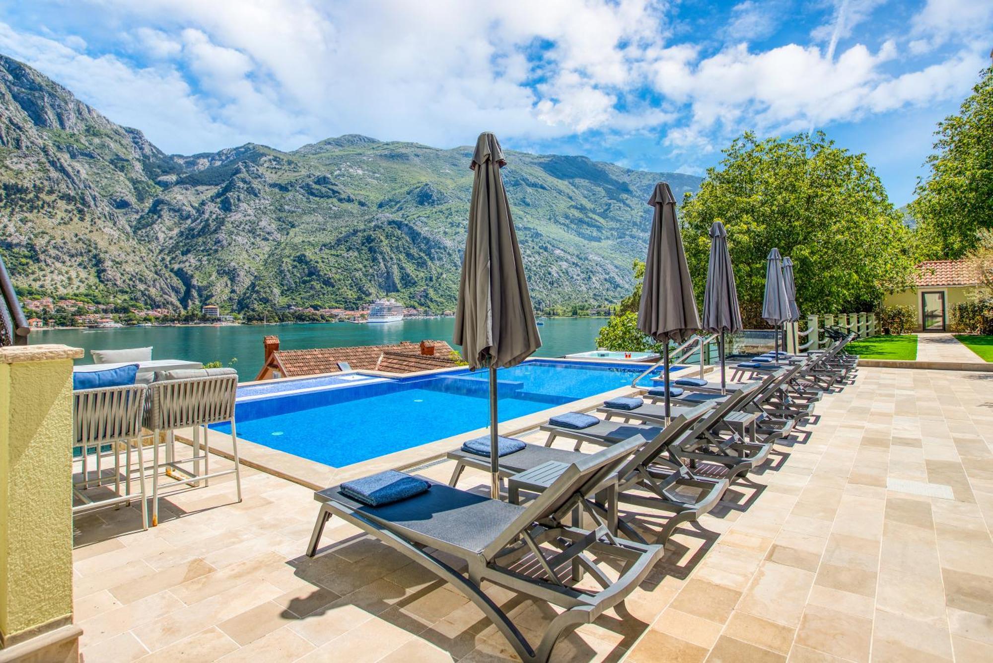 Dekaderon Lux Apartments Kotor Exteriör bild