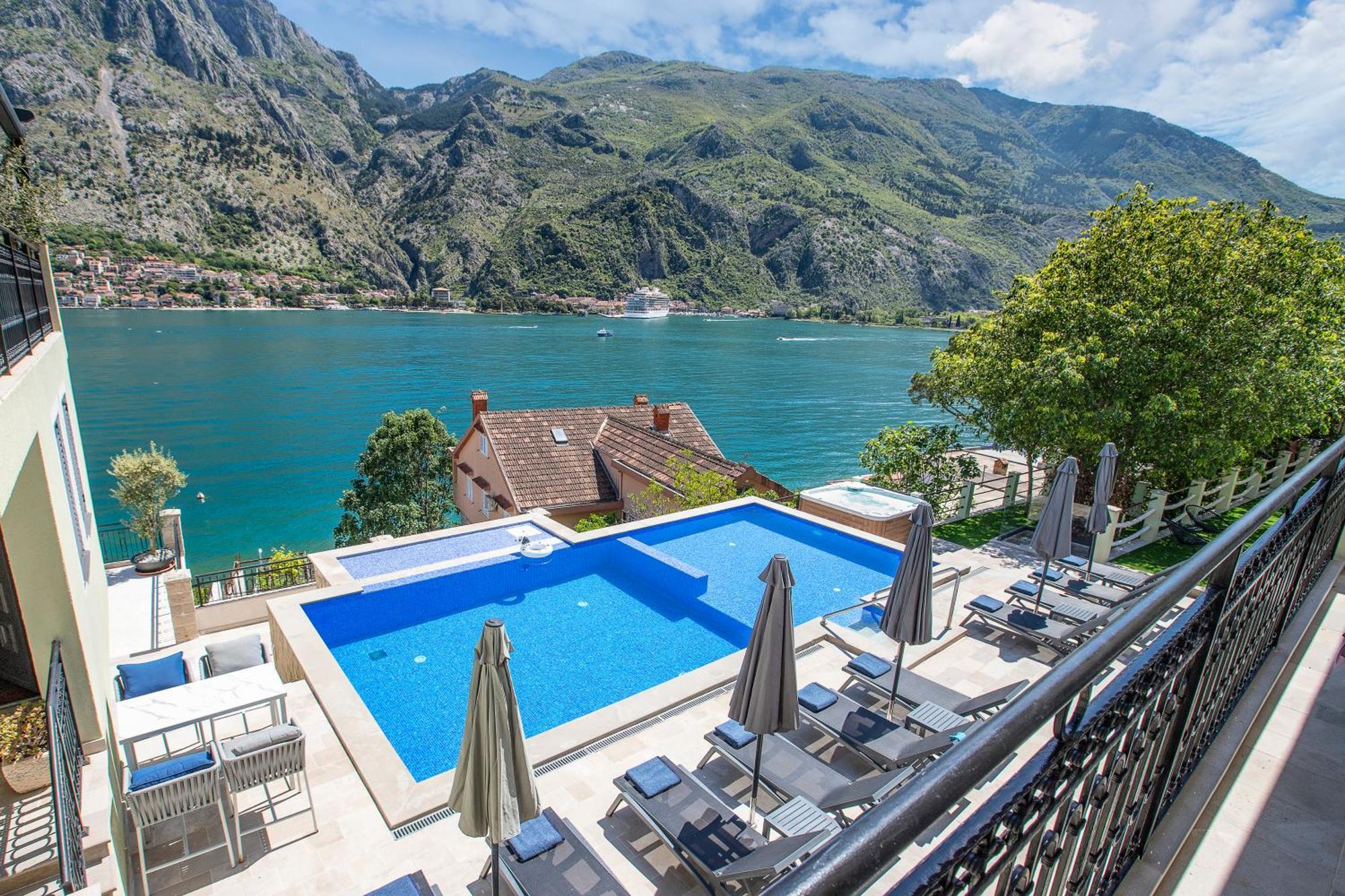 Dekaderon Lux Apartments Kotor Exteriör bild